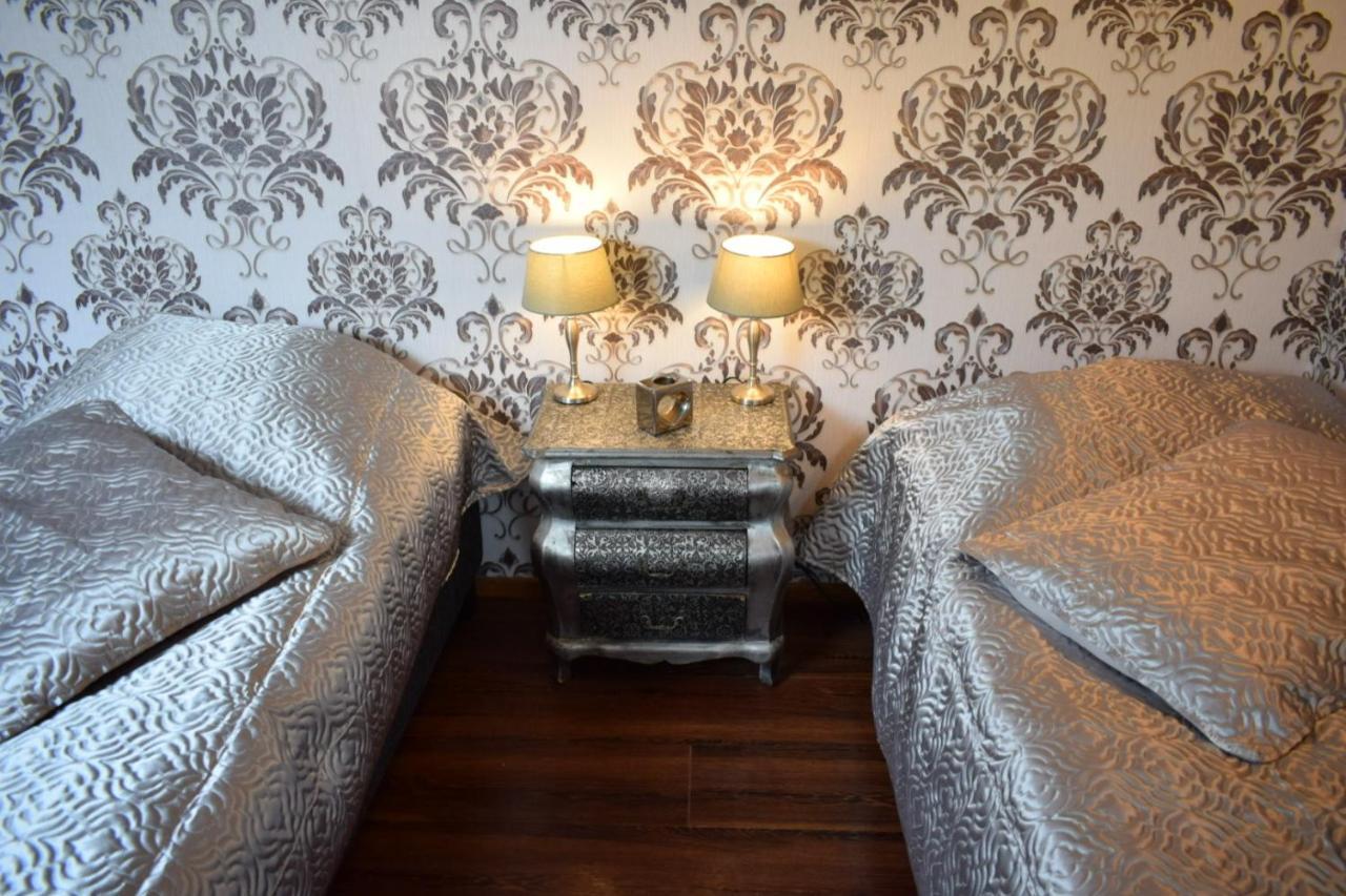 Marcheseuil Le Chene D'Or Bed & Breakfast エクステリア 写真