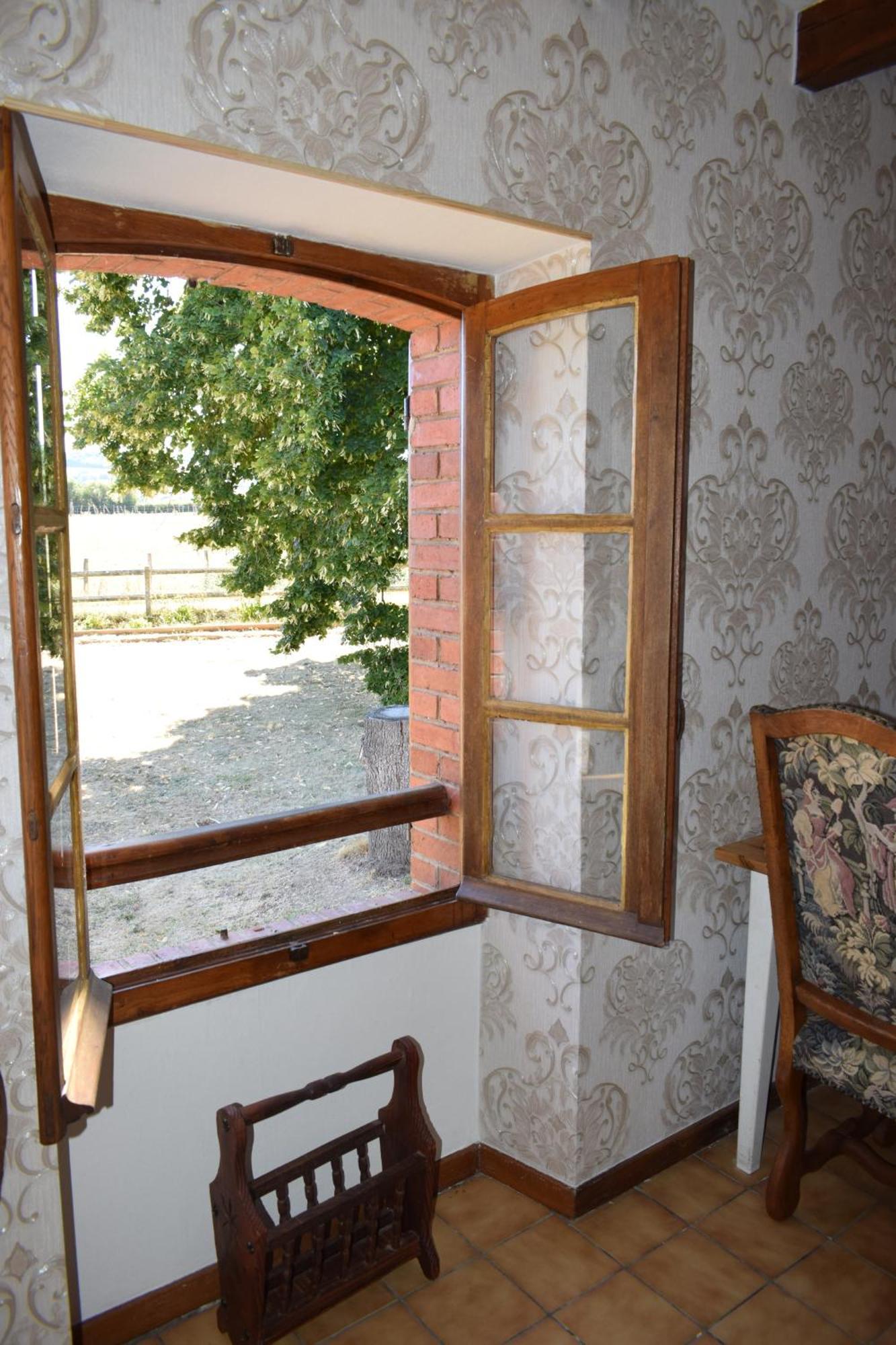 Marcheseuil Le Chene D'Or Bed & Breakfast エクステリア 写真