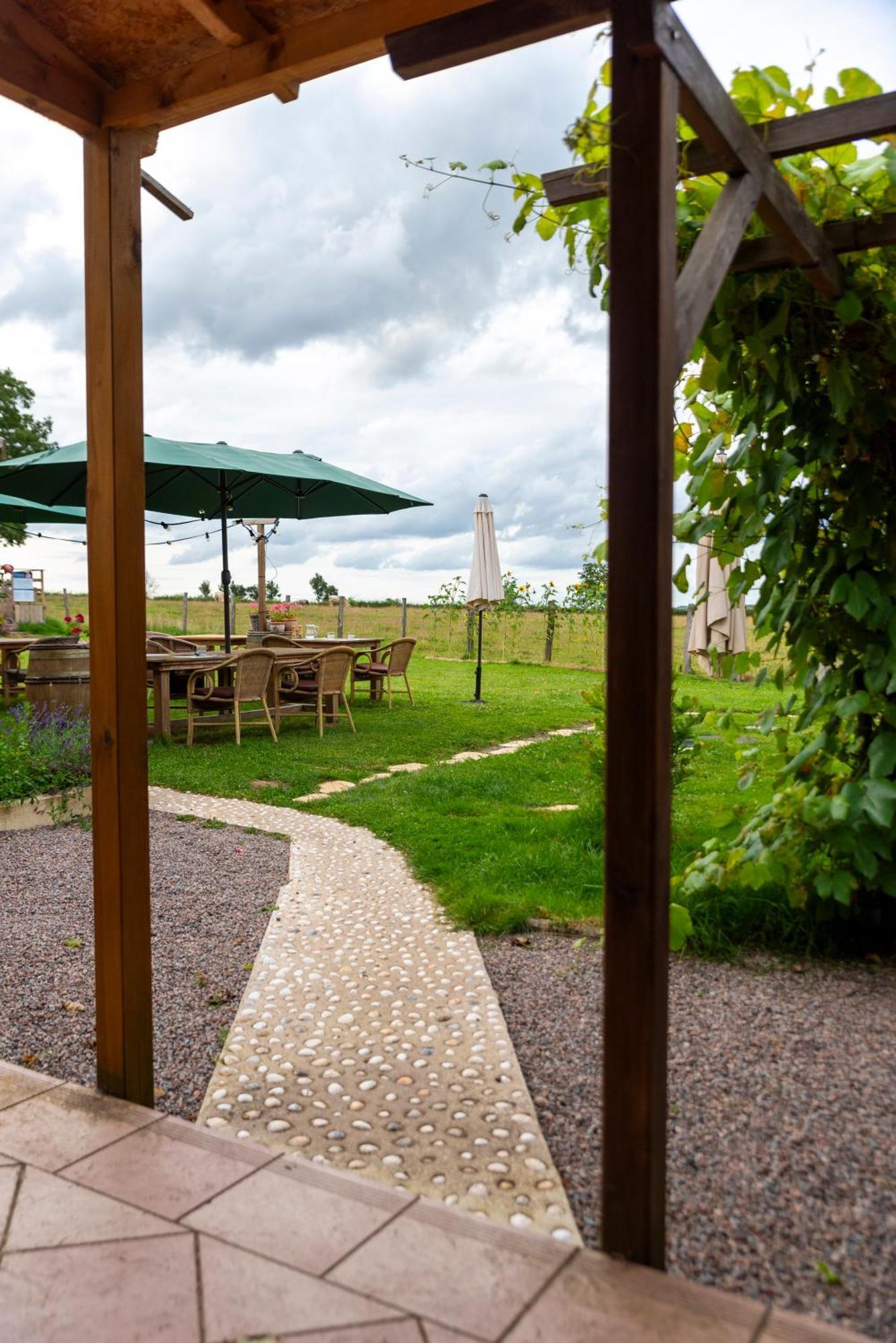 Marcheseuil Le Chene D'Or Bed & Breakfast エクステリア 写真