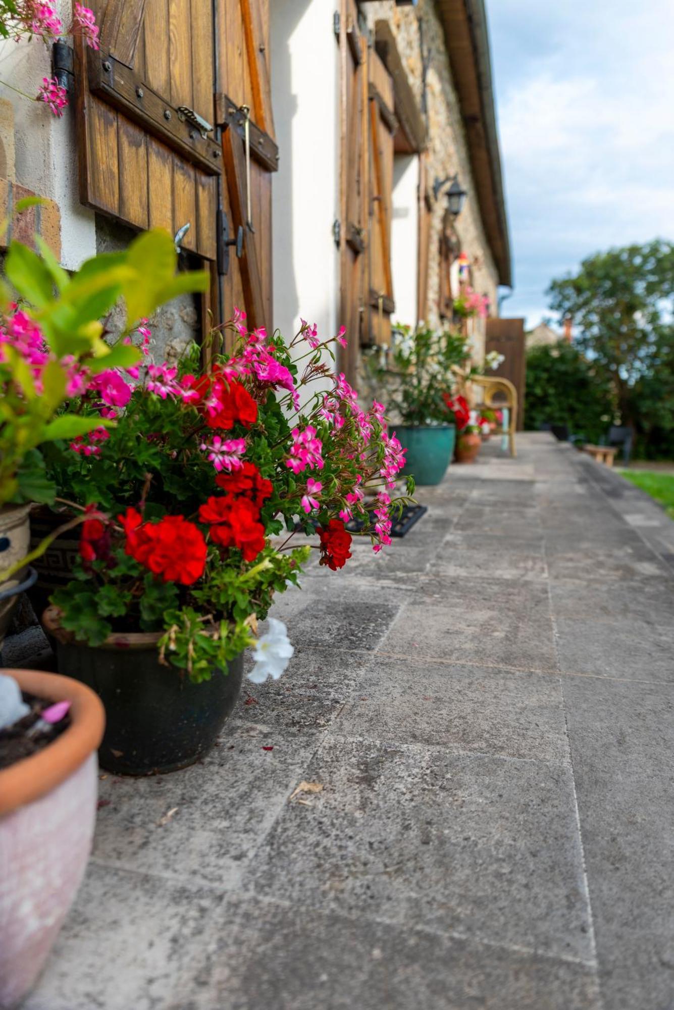 Marcheseuil Le Chene D'Or Bed & Breakfast エクステリア 写真